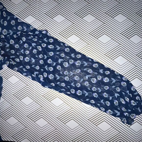 Liz Claiborne Blouse Sheer‎ Tie Neck Size M Blue Floral Ruffle LS GirlCore - Picture 6 of 7